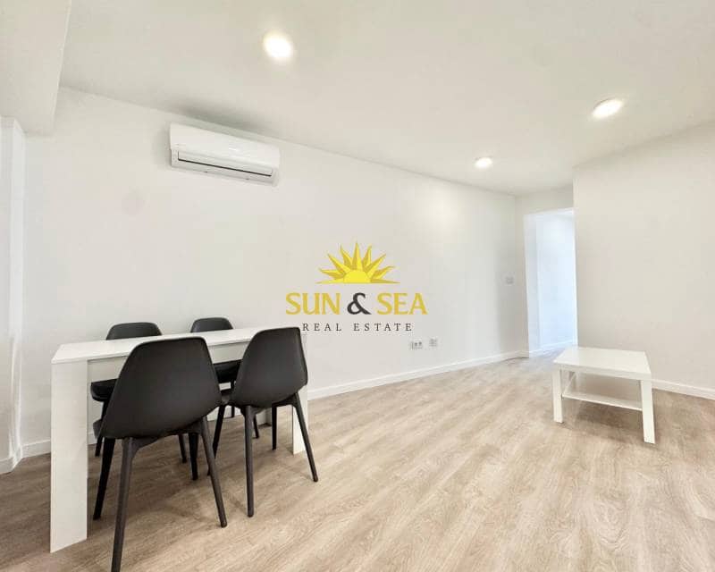 1 soveværelse Lejlighed til leje i El Campello - € 950 (Ref: 9610497)