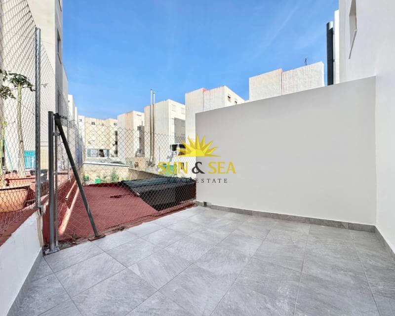 1 soveværelse Lejlighed til leje i El Campello - € 950 (Ref: 9610497)