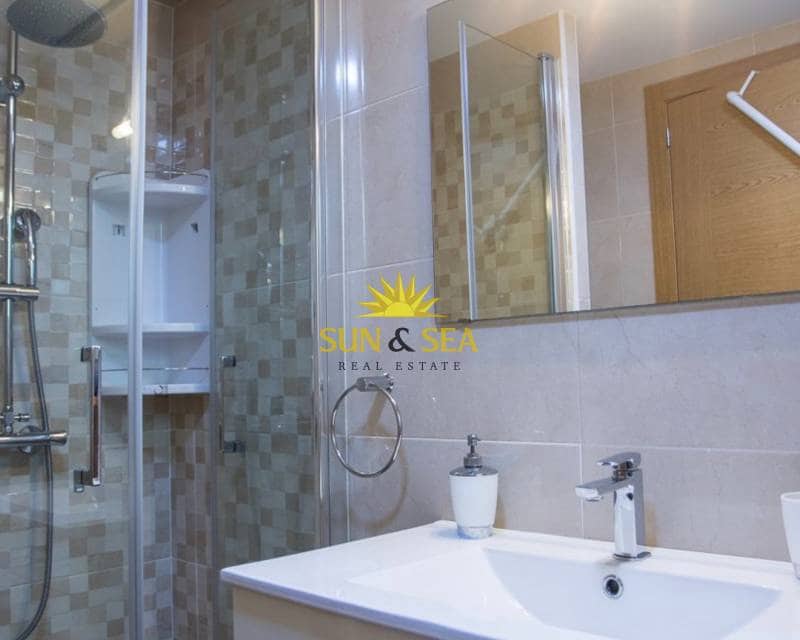 1 soverom Leilighet til leie i Benidorm med svømmebasseng - € 895 (Ref: 9618103)