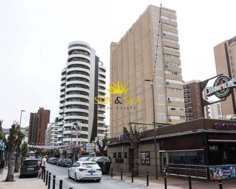 1 soverom Leilighet til leie i Benidorm med svømmebasseng - € 895 (Ref: 9618103)