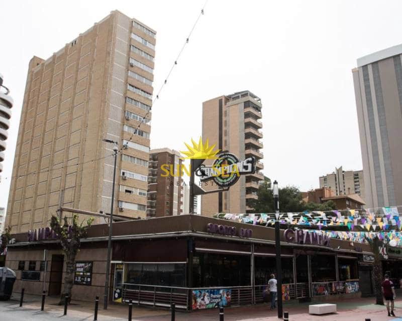 1 soverom Leilighet til leie i Benidorm med svømmebasseng - € 895 (Ref: 9618103)