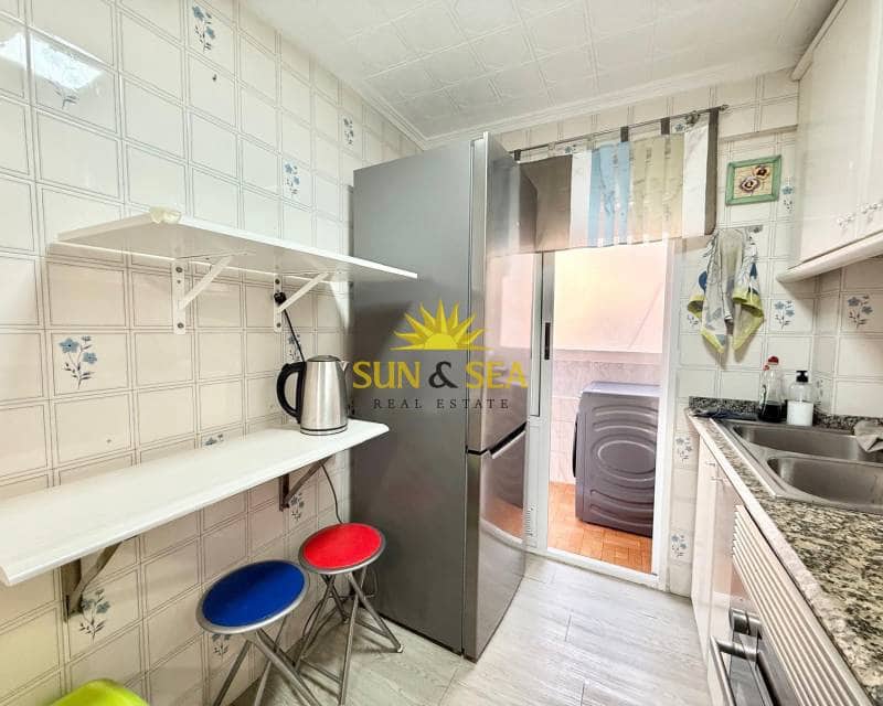 3 makuuhuone Huoneisto vuokrattavana paikassa Albir - 900 € (Ref: 9618105)