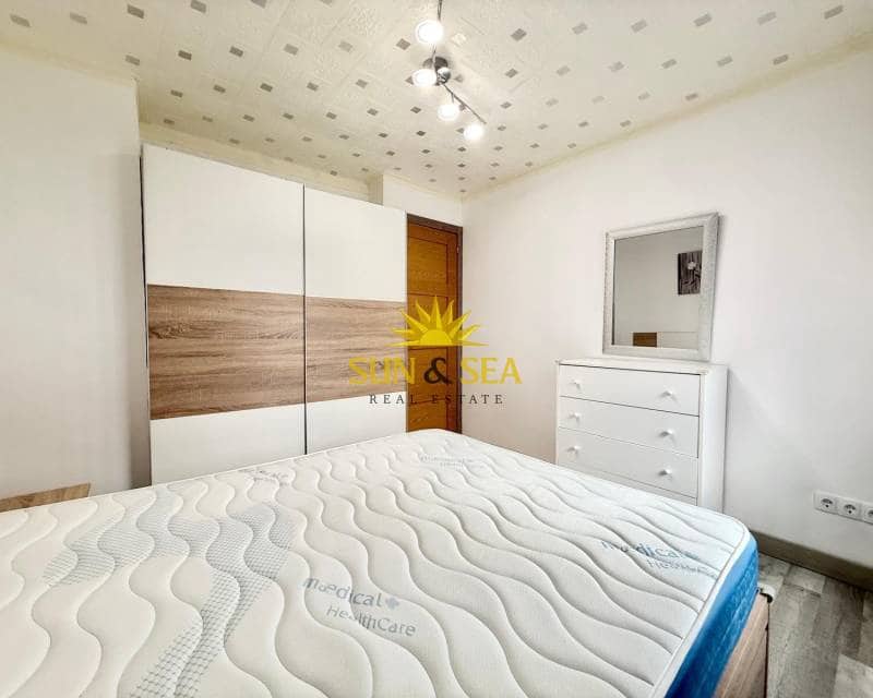 3 makuuhuone Huoneisto vuokrattavana paikassa Albir - 900 € (Ref: 9618105)