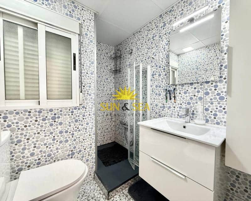 3 makuuhuone Huoneisto vuokrattavana paikassa Albir - 900 € (Ref: 9618105)