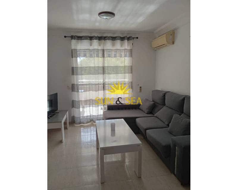 Apartamento de 2 habitaciones en Playa de San Juan en alquiler con piscina - 1.200 € (Ref: 9618473)