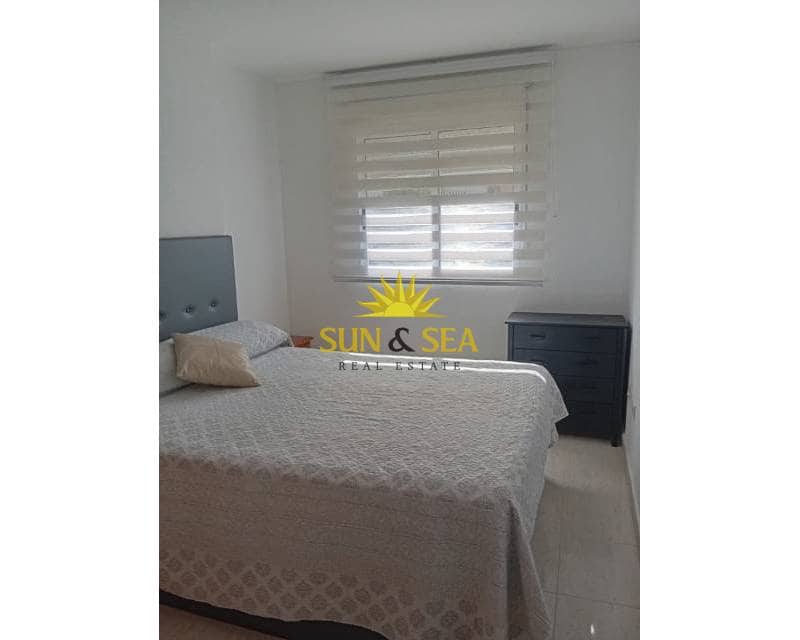 Apartamento de 2 habitaciones en Playa de San Juan en alquiler con piscina - 1.200 € (Ref: 9618473)