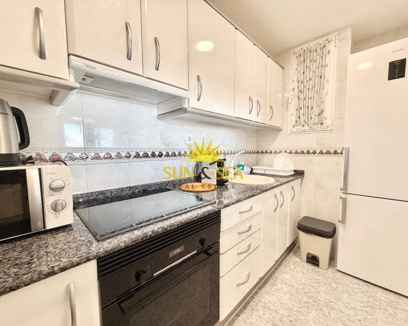 3 sypialnia Apartament do wynajęcia w Playa de San Juan z basenem - 2 100 € (Ref: 9626106)