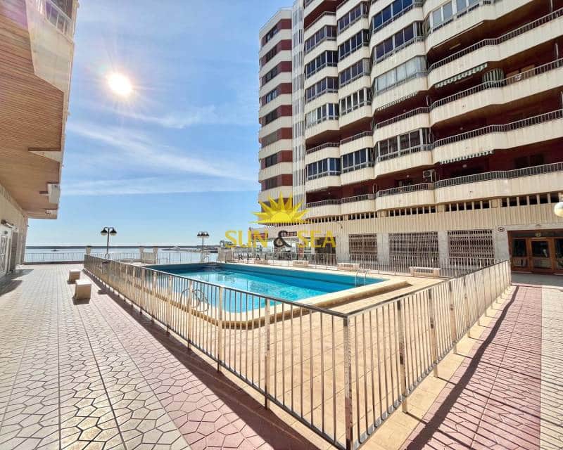 1 camera da letto Commerciale in vendita in Torrevieja con piscina - 150.000 € (Rif: 9626901)