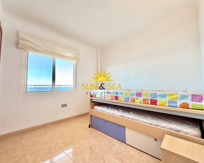 3 makuuhuone Huoneisto vuokrattavana paikassa Guardamar del Segura - 1 200 € (Ref: 9626902)