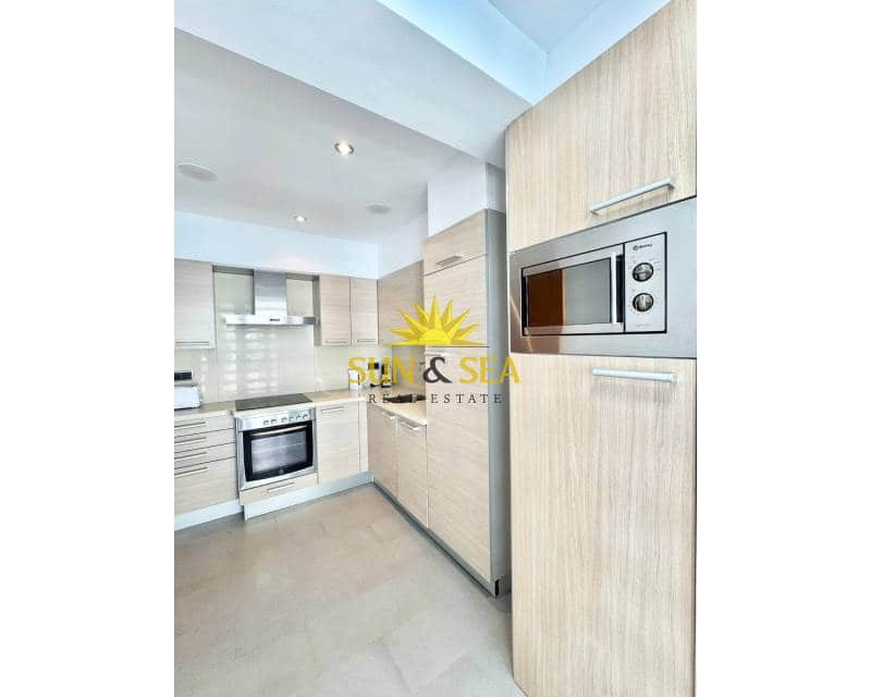 3 soveværelse Lejlighed til leje i Moraira - € 2.500 (Ref: 9630571)