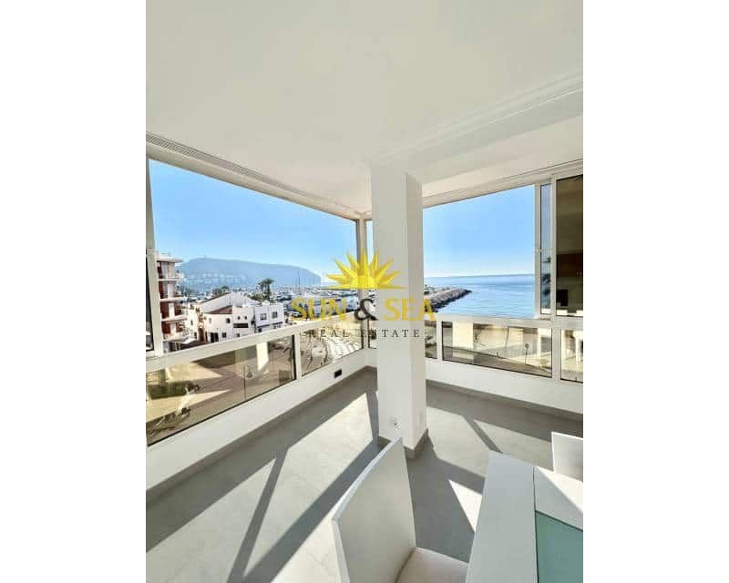 3 soveværelse Lejlighed til leje i Moraira - € 2.500 (Ref: 9630571)