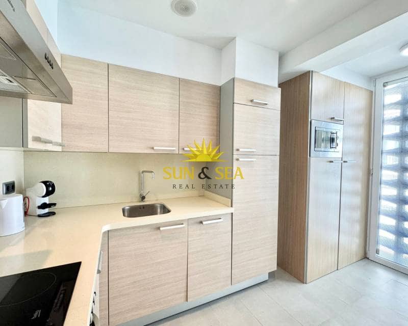 3 soveværelse Lejlighed til leje i Moraira - € 2.500 (Ref: 9630571)