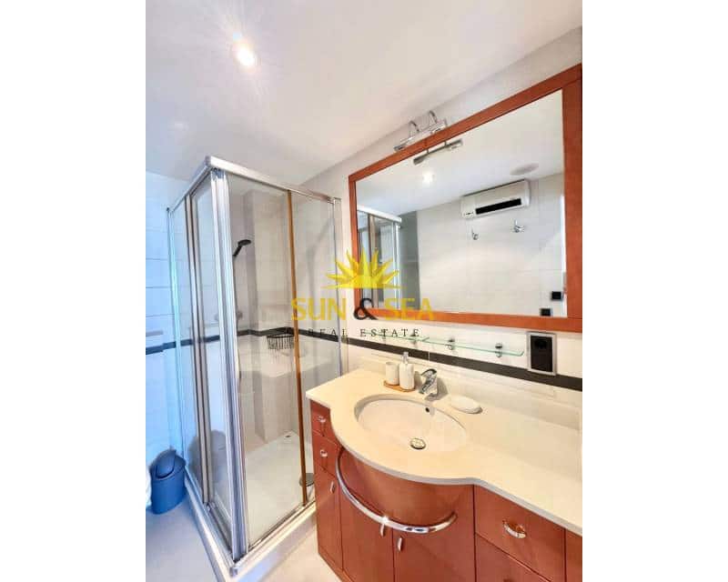 3 soveværelse Lejlighed til leje i Moraira - € 2.500 (Ref: 9630571)