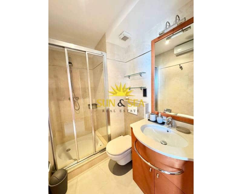 3 soveværelse Lejlighed til leje i Moraira - € 2.500 (Ref: 9630571)