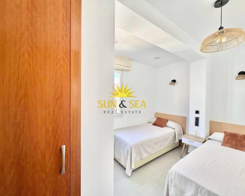 3 soveværelse Lejlighed til leje i Moraira - € 2.500 (Ref: 9630571)