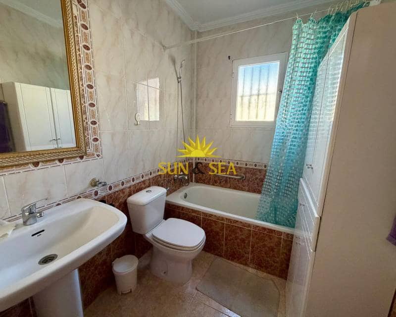 3 soverom Villa til salgs i Orihuela Costa med svømmebasseng garasje - € 250 000 (Ref: 9630572)