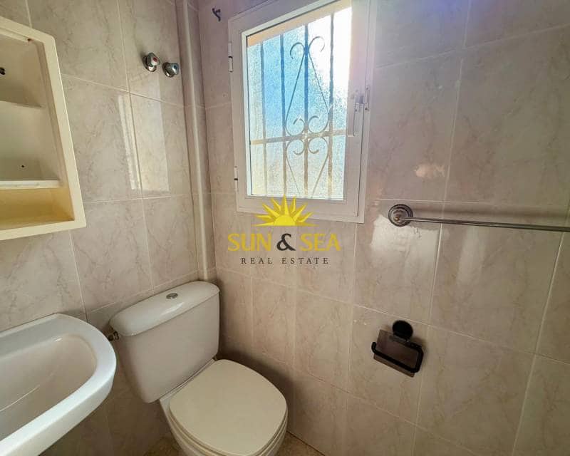 3 soverom Villa til salgs i Orihuela Costa med svømmebasseng garasje - € 250 000 (Ref: 9630572)