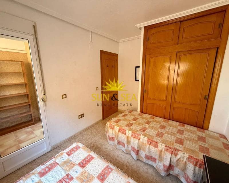 3 soverom Villa til salgs i Orihuela Costa med svømmebasseng garasje - € 250 000 (Ref: 9630572)