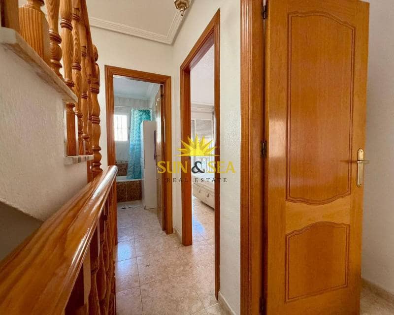 3 soverom Villa til salgs i Orihuela Costa med svømmebasseng garasje - € 250 000 (Ref: 9630572)