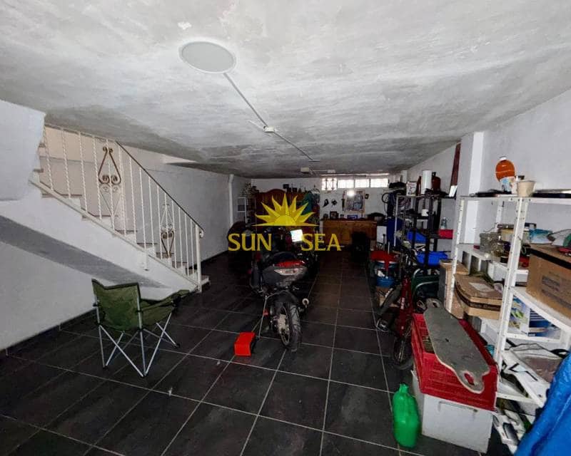 3 soverom Villa til salgs i Orihuela Costa med svømmebasseng garasje - € 250 000 (Ref: 9630572)