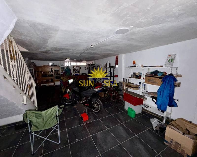 3 soverom Villa til salgs i Orihuela Costa med svømmebasseng garasje - € 250 000 (Ref: 9630572)