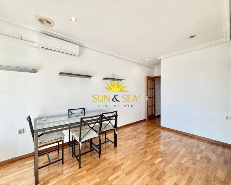 2 bedroom Apartment for rent in Alicante / Alacant city - € 1,000 (Ref: 9630573)