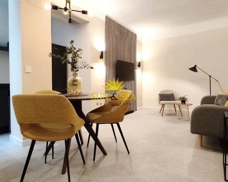 3 makuuhuone Huoneisto vuokrattavana paikassa Alicante kaupunki - 1 200 € (Ref: 9631455)