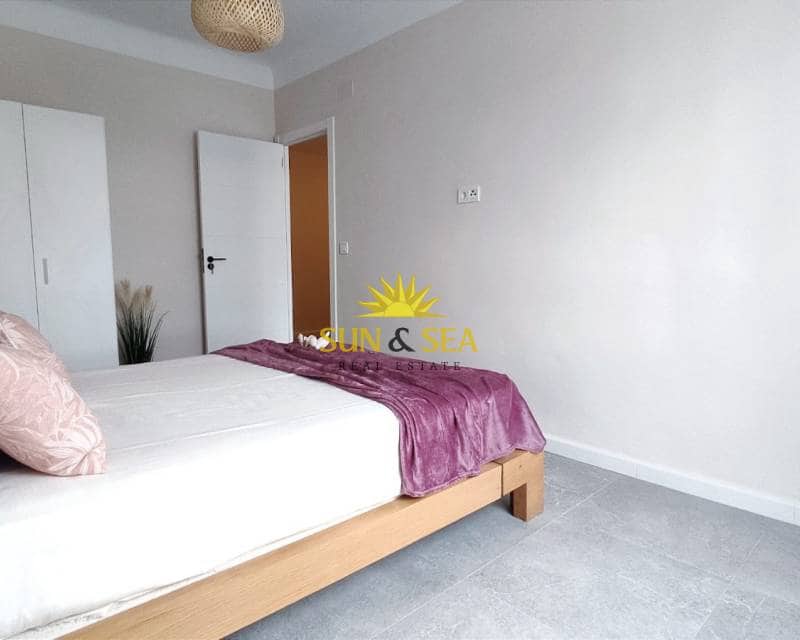 3 makuuhuone Huoneisto vuokrattavana paikassa Alicante kaupunki - 1 200 € (Ref: 9631455)