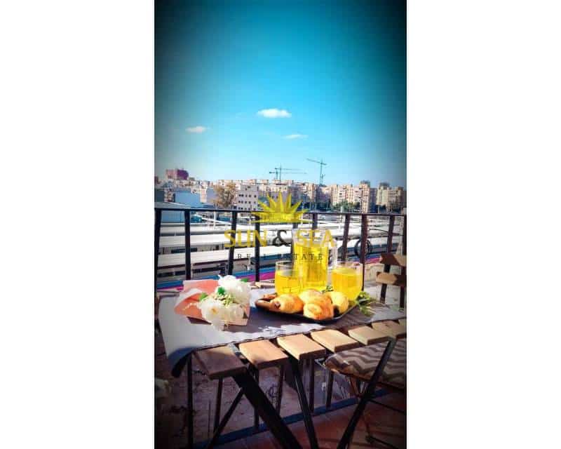 3 makuuhuone Huoneisto vuokrattavana paikassa Alicante kaupunki - 1 200 € (Ref: 9631455)