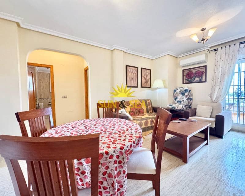 2 quarto Apartamento para arrendar em Cabo Roig com piscina - 950 € (Ref: 9631456)