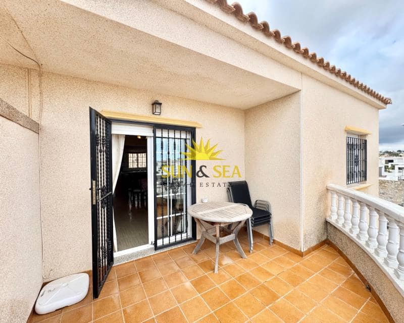 2 quarto Apartamento para arrendar em Cabo Roig com piscina - 950 € (Ref: 9631456)