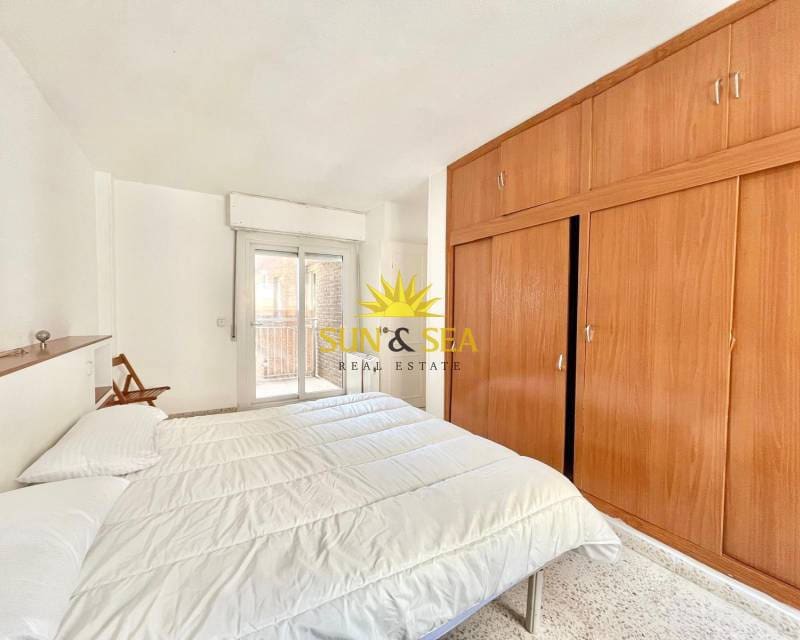 5 bedroom Apartment for holiday rental in Torrevieja - € 1,250 (Ref: 9640592)