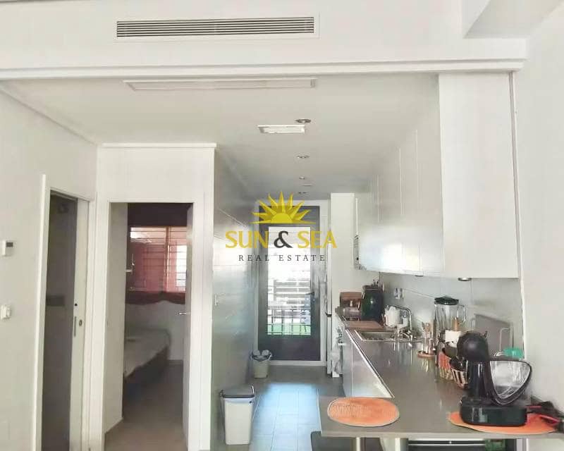 3 camera da letto Appartamento da affittare in Torre de la Horadada con piscina - 1.600 € (Rif: 9641054)