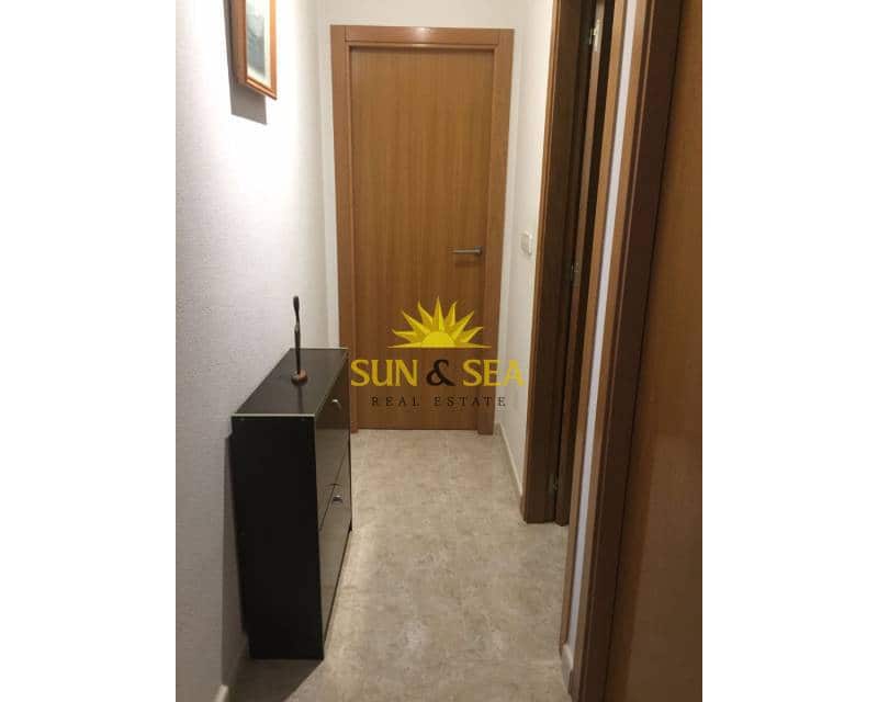 Apartamento de 2 habitaciones en Pilar de la Horadada en venta - 95.000 € (Ref: 9645600)