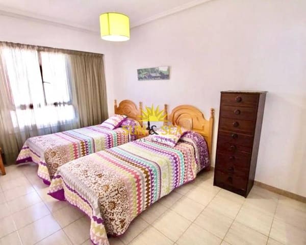 3 slaapkamer Appartement te huur in Guardamar Playa, Guardamar del Segura - € 900 (Ref: 9649858)