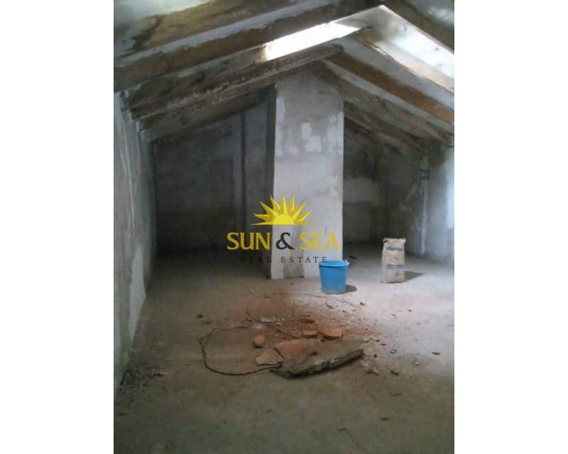 2 quarto Apartamento para venda em Albacete cidade com piscina - 35 000 € (Ref: 9650349)