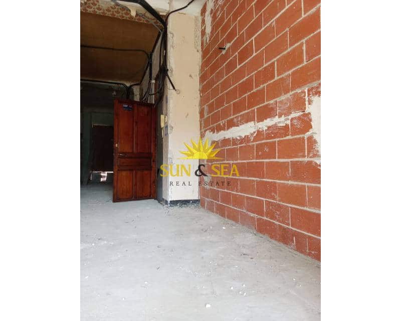 2 quarto Apartamento para venda em Albacete cidade com piscina - 35 000 € (Ref: 9650349)