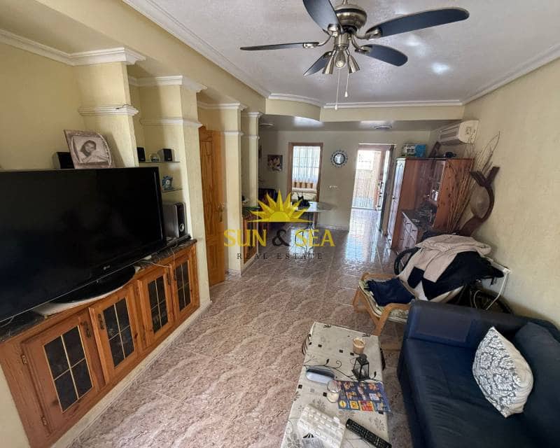 3 bedroom Villa for rent in Cabo Roig with pool - € 1,100 (Ref: 9650350)