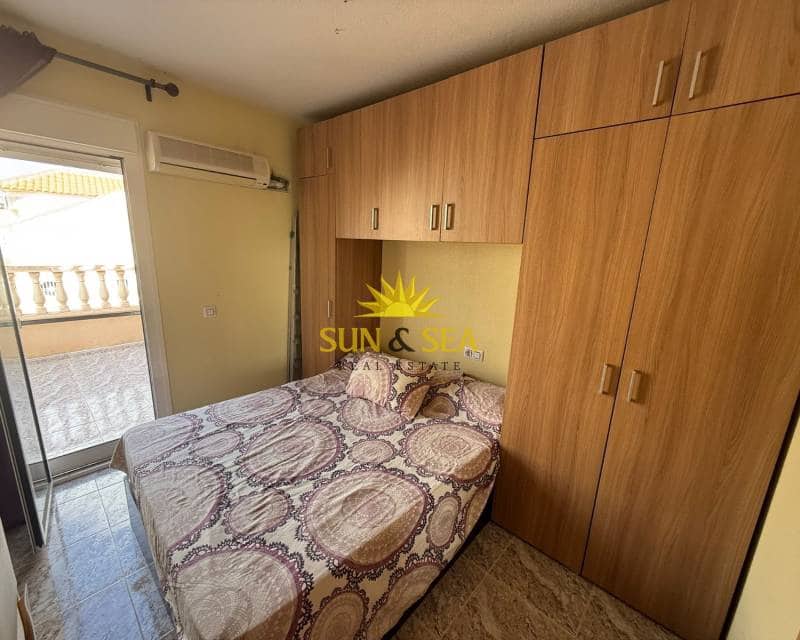 3 bedroom Villa for rent in Cabo Roig with pool - € 1,100 (Ref: 9650350)