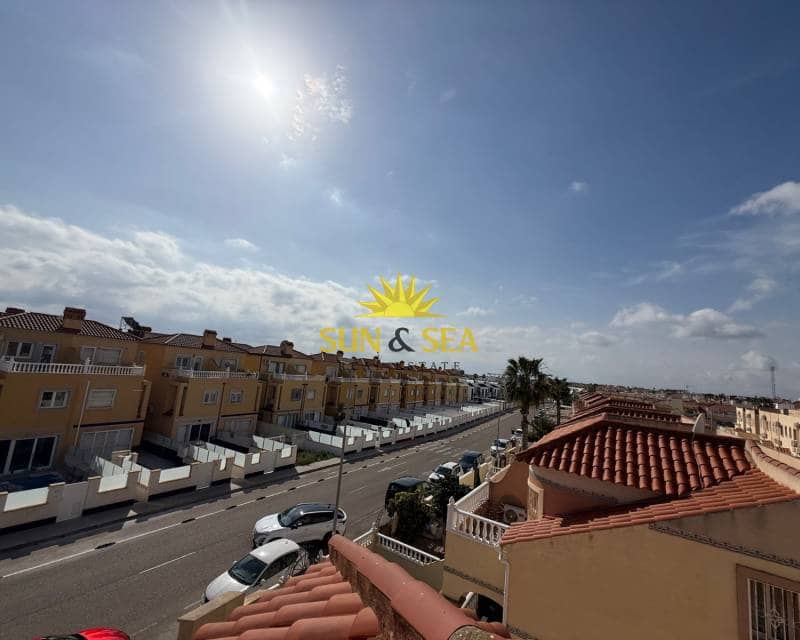 3 bedroom Villa for rent in Cabo Roig with pool - € 1,100 (Ref: 9650350)