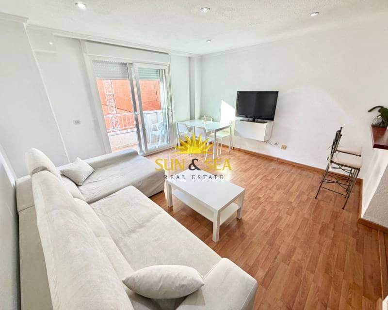 2 Zimmer Apartment zu vermieten in Torrevieja - 850 € (Ref: 9650830)