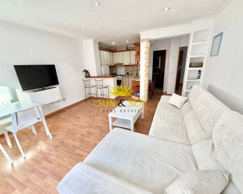 2 Zimmer Apartment zu vermieten in Torrevieja - 850 € (Ref: 9650830)