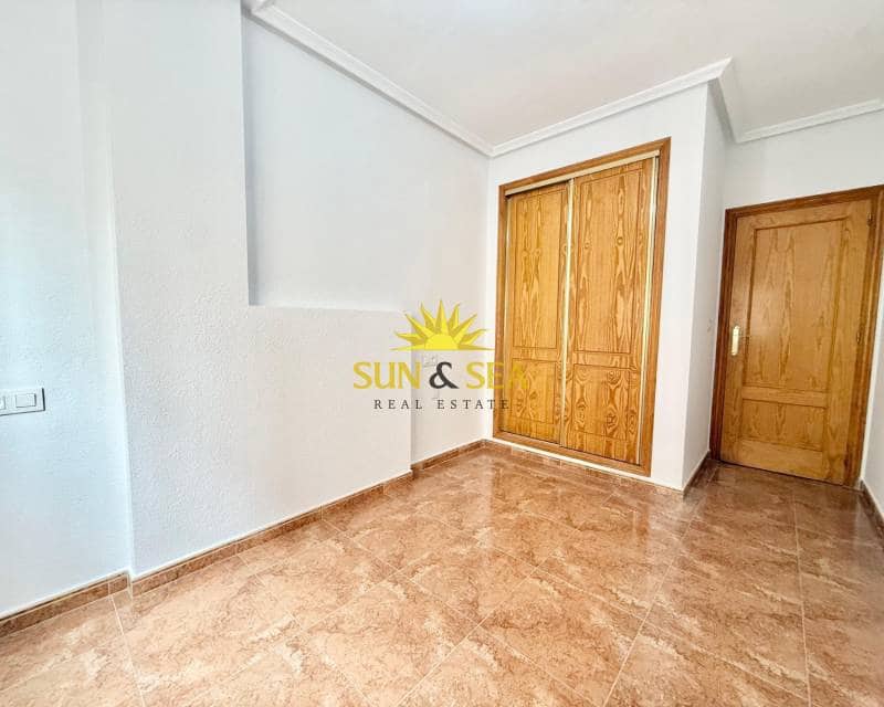 2 slaapkamer Appartement te huur in Los Montesinos met zwembad - € 800 (Ref: 9650831)