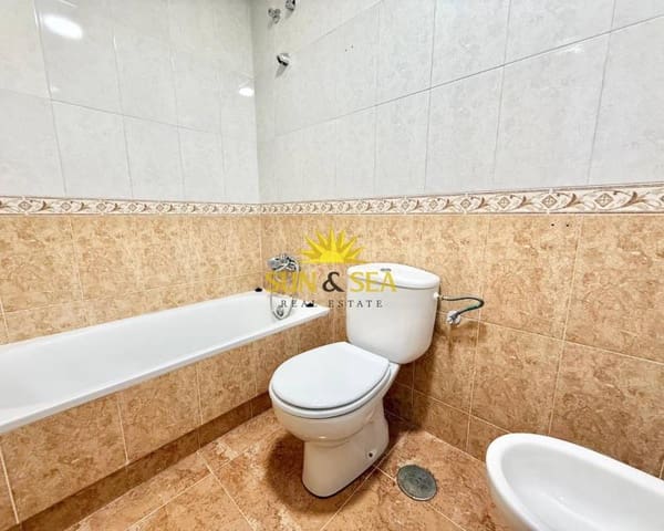 2 slaapkamer Appartement te huur in Los Montesinos met zwembad - € 800 (Ref: 9650831)