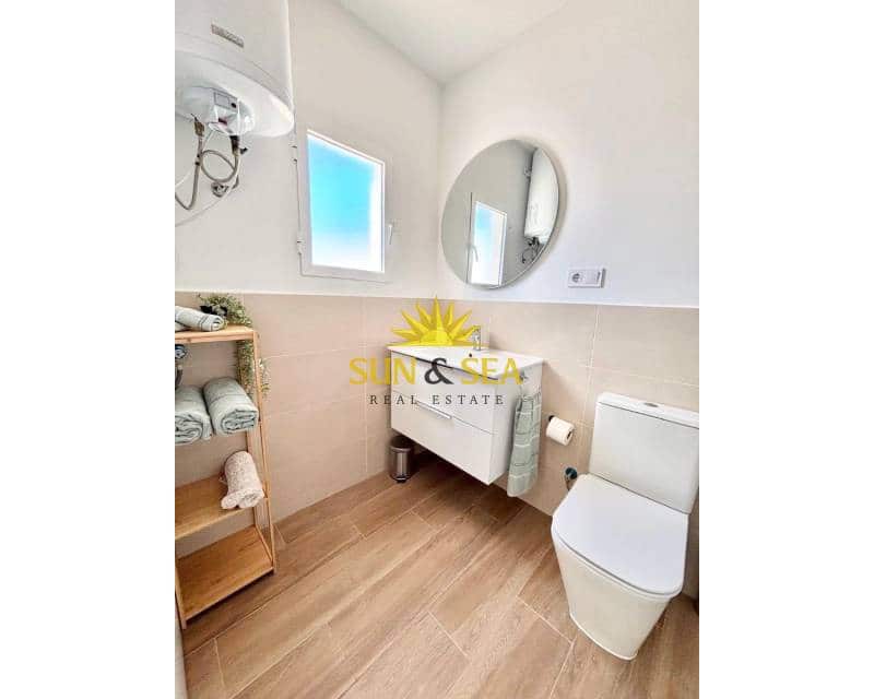 3 camera da letto Appartamento da affittare in Torrevieja - 1.300 € (Rif: 9652394)