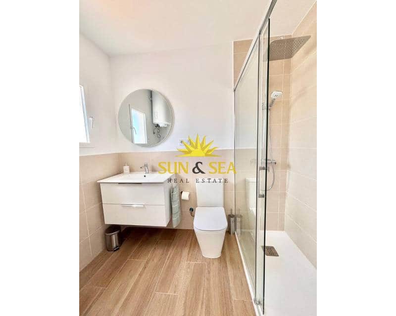 3 camera da letto Appartamento da affittare in Torrevieja - 1.300 € (Rif: 9652394)