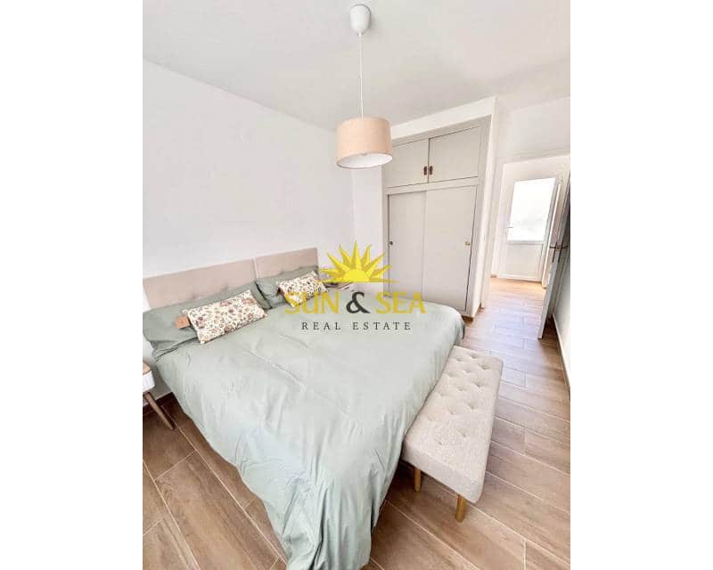 3 camera da letto Appartamento da affittare in Torrevieja - 1.300 € (Rif: 9652394)