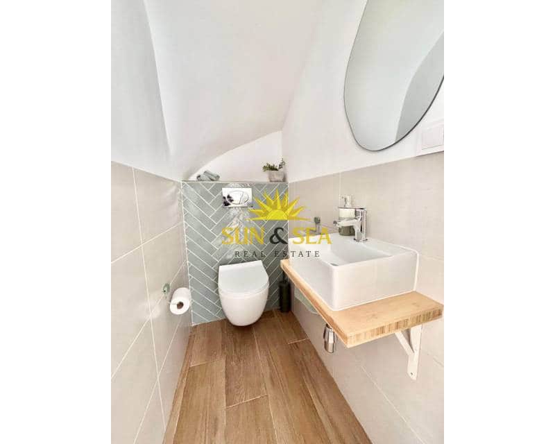 3 camera da letto Appartamento da affittare in Torrevieja - 1.300 € (Rif: 9652394)