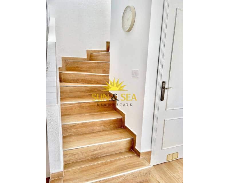 3 camera da letto Appartamento da affittare in Torrevieja - 1.300 € (Rif: 9652394)