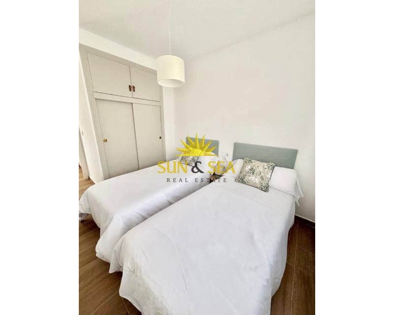 3 camera da letto Appartamento da affittare in Torrevieja - 1.300 € (Rif: 9652394)